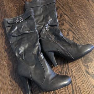 Grey heeled boots slimming and comfy!